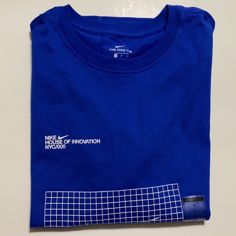 NWT Nike house of innovation tee size: S
